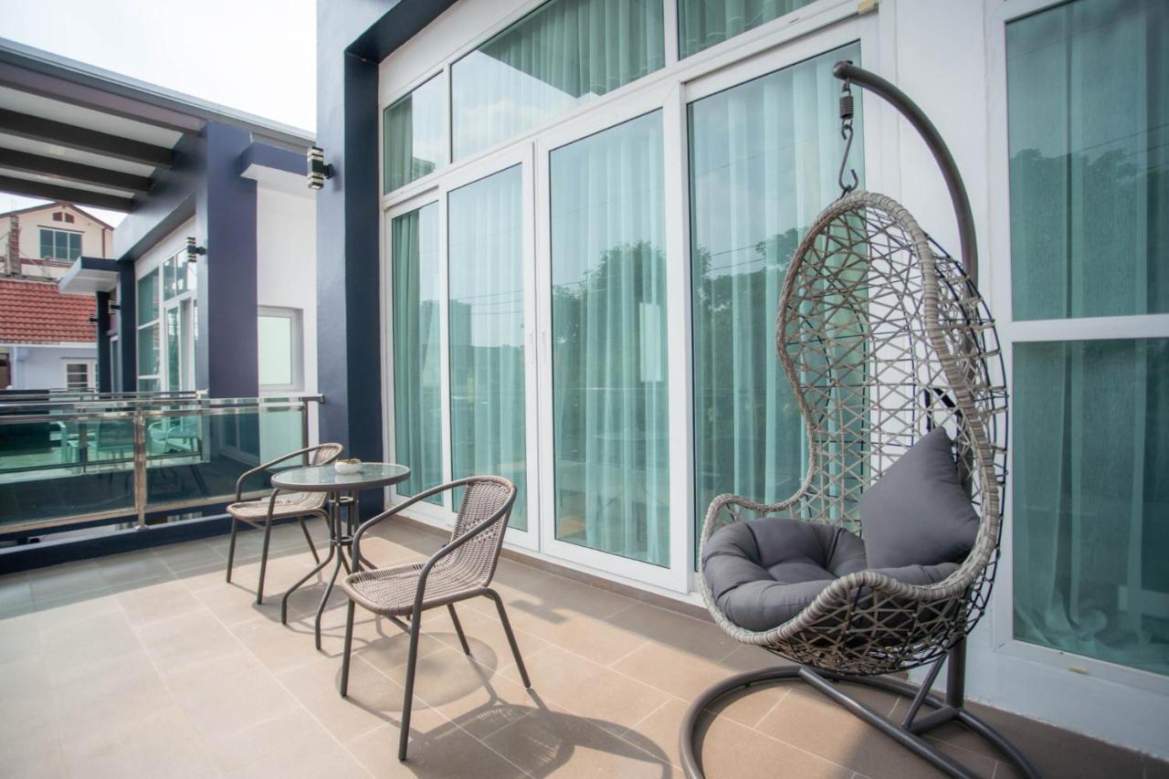 Kw Pool Villa Pattaya Extérieur photo
