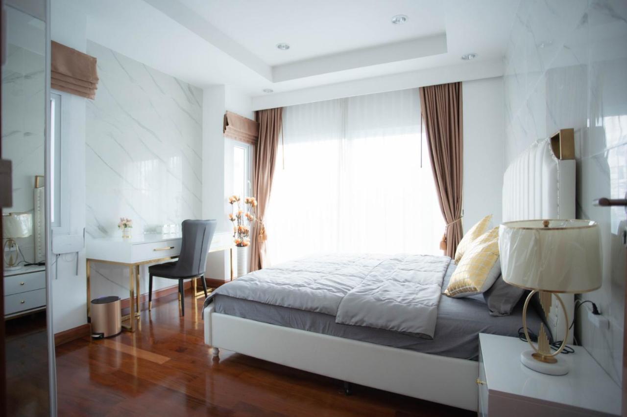Kw Pool Villa Pattaya Extérieur photo